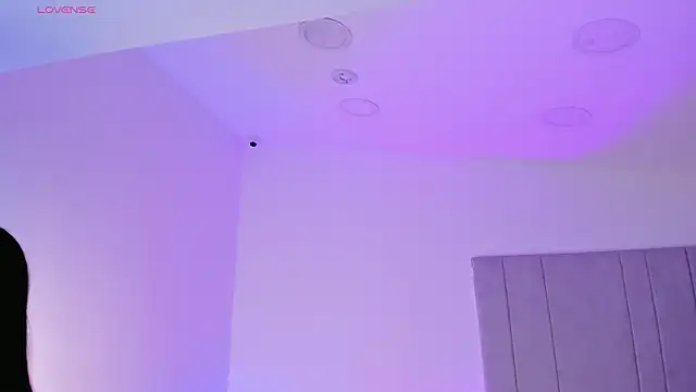 kaylarossi's cam snapshot