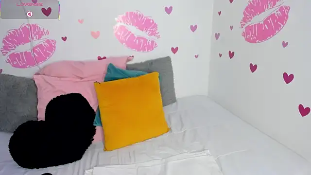 MiaAylen_'s cam snapshot