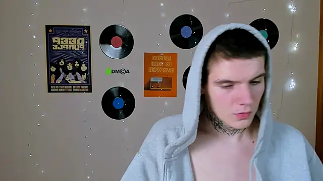 drew_soft_ live sex cam