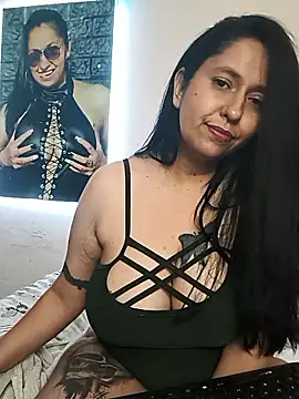 holydeath_1's cam snapshot