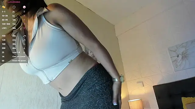 EmillyLim's cam snapshot