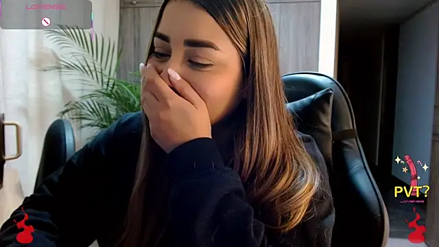 Lucia_star__'s cam snapshot