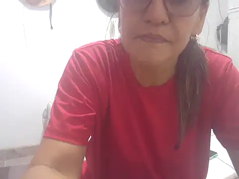 Lunax_taylor's cam snapshot