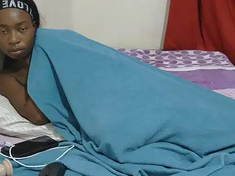 Dark-dindy18's cam snapshot