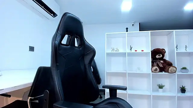 natural_bigboobs live sex cam