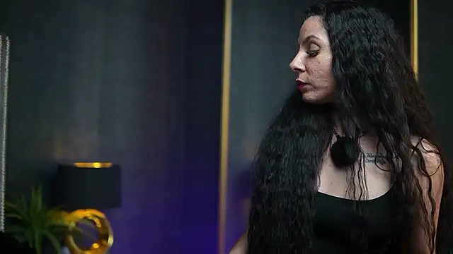 GiaEasyIce's cam snapshot