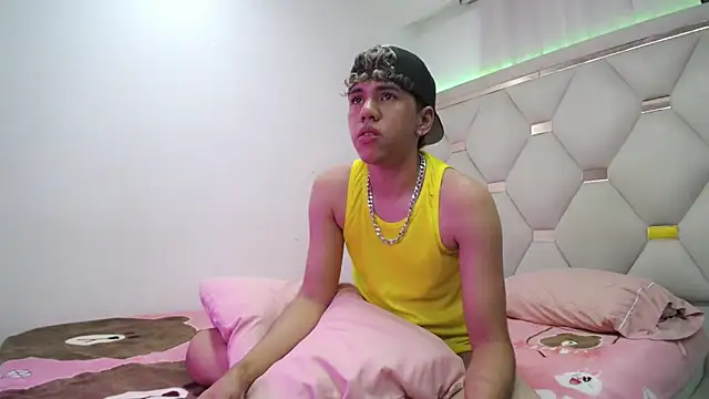 Big_boyss_ live sex cam