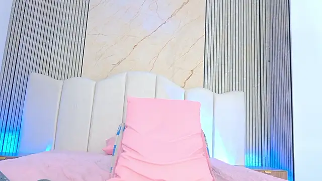 sh_malala's cam snapshot