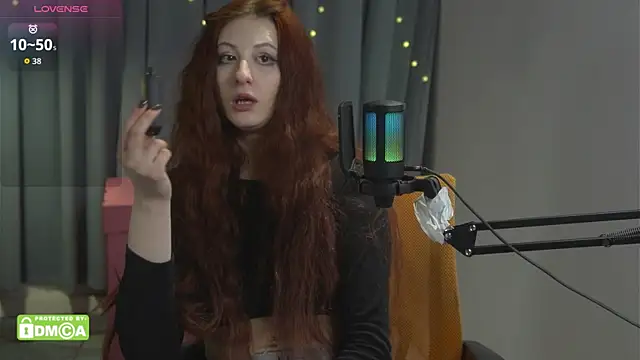 caty_cuddly live sex cam