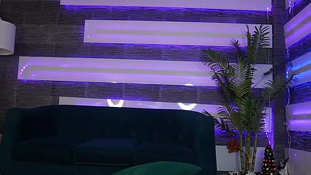 Miss_Denisse's cam snapshot