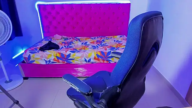 jean_burns's cam snapshot