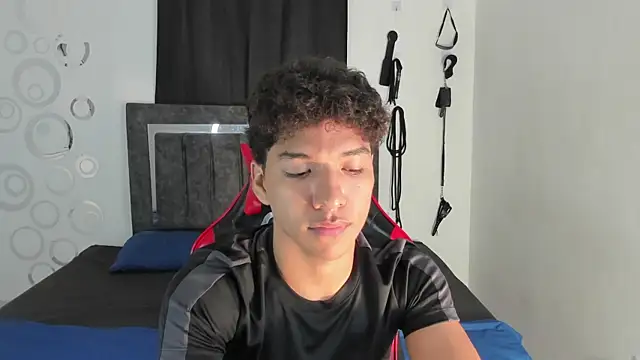 Maximiliano_Khalil live sex cam