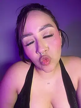 IvyyStone_'s cam snapshot