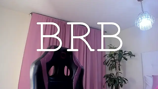 Emmaa_Queen_'s cam snapshot