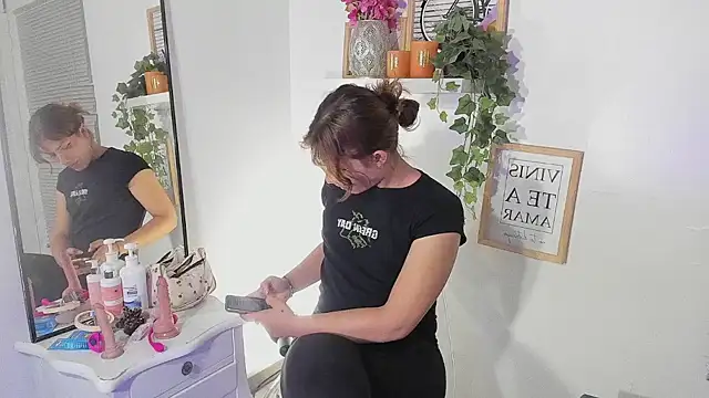 KassMonroe live sex cam