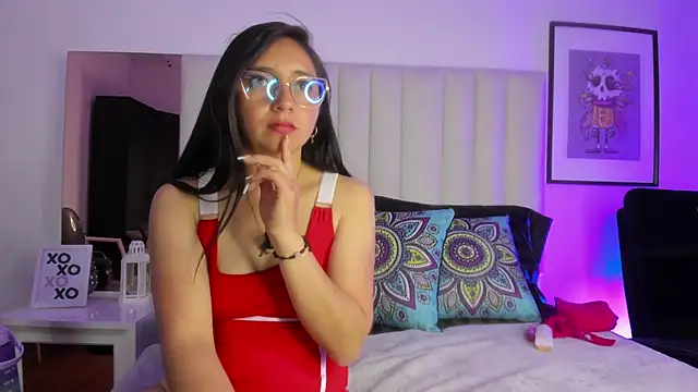 Mara_Wolf01's cam snapshot