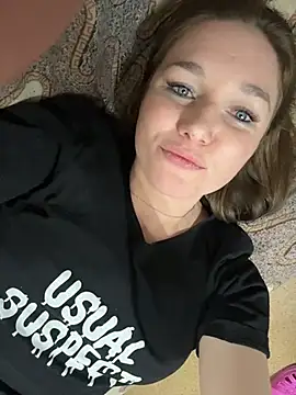 _Mila_Love's cam snapshot