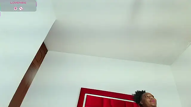 Breisy_bigboobs's cam snapshot