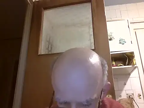 mariusica1@xh live sex cam