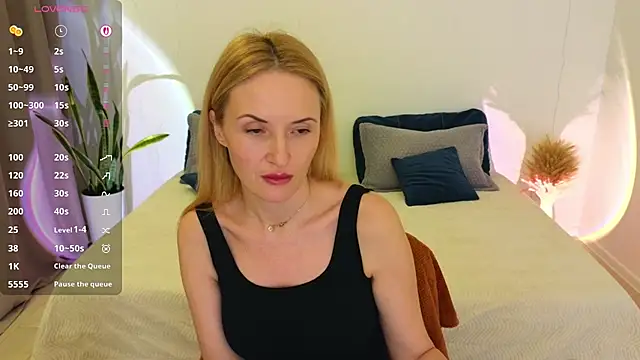 AlisssaRose live sex cam