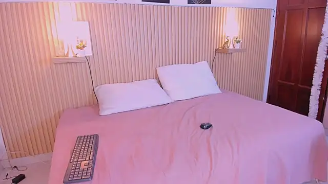 Harmony_Malkova live sex cam