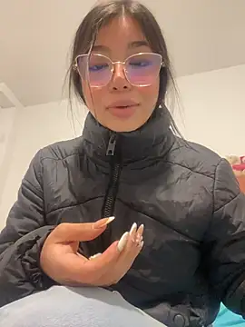 Maddy_Piink's cam snapshot