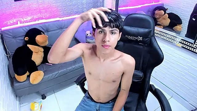 Evans_Robinson live sex cam