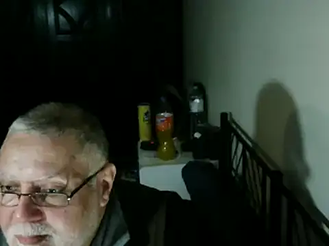 100Tauros live sex cam