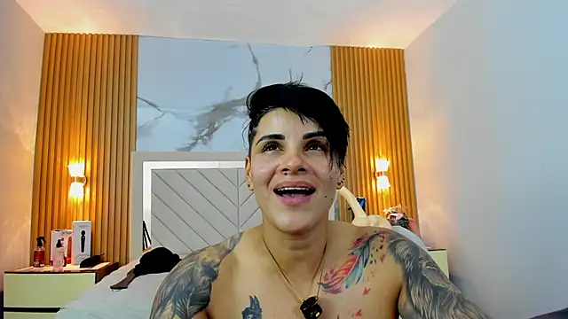 KAROLLJONES1 live sex cam