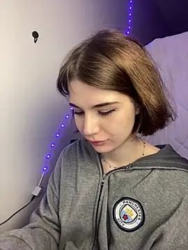 WIKESSTAR live sex cam