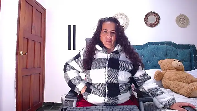 sofiamature01 live sex cam