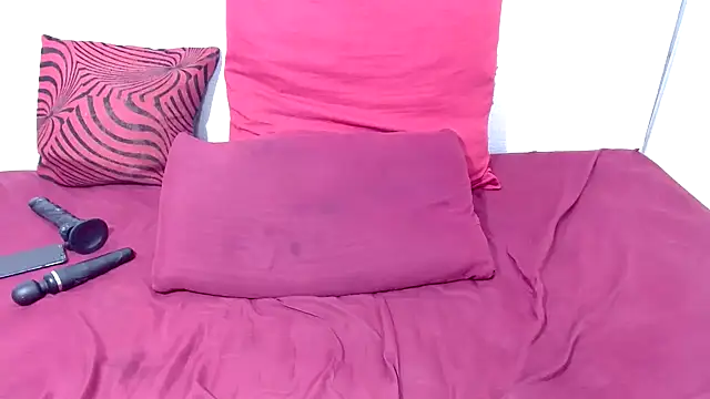 QueenRomaxx1's cam snapshot