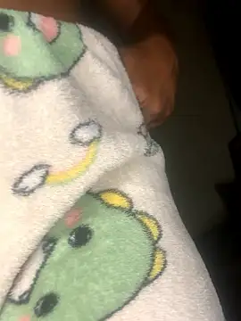 mazingeleledhe's cam snapshot