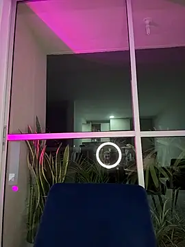 alesziarose_'s cam snapshot