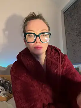 FemDom_RubyKnightXXO's cam snapshot