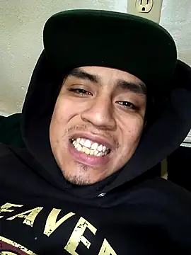 AlexAlejandro13's cam snapshot