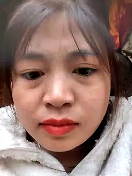 miumiu_sexy2x's cam snapshot