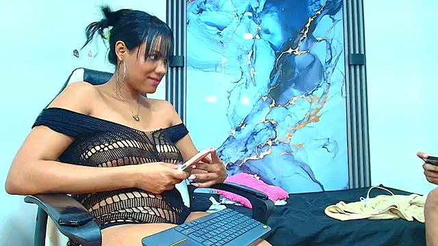 Valentina_and_sneider_ live sex cam