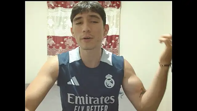 ChicoMaloFfF live sex cam