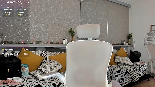 Moon_liight_'s cam snapshot