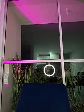 alesziarose_'s cam snapshot