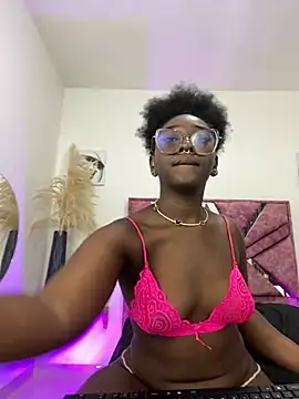 ZahhyGrey's cam snapshot