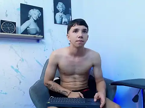 andy_miller5's cam snapshot