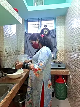 Bristy- live sex cam