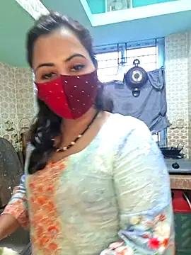 Bristy- live sex cam