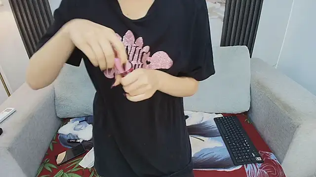 LaxiZoe's cam snapshot