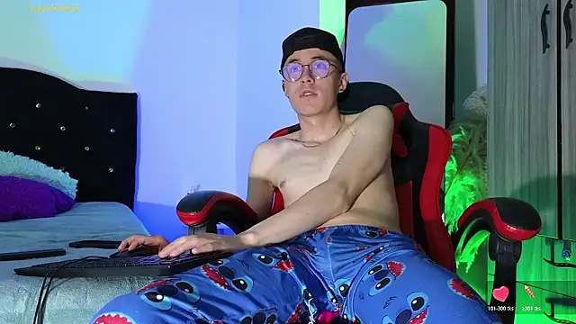 Elian_Cooper live sex cam