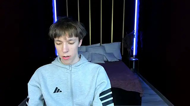 MarkBranston live sex cam