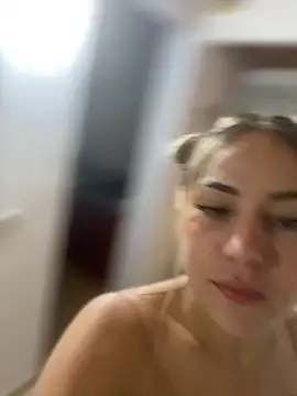 Hillary_Well live sex cam