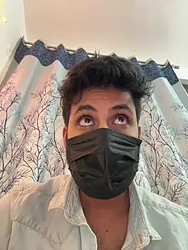 KABIRSWORLD's cam snapshot